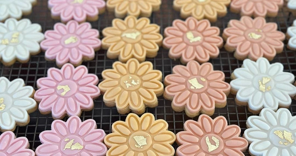 Daisy Flower Cookie Cutter and Embosser Stamp